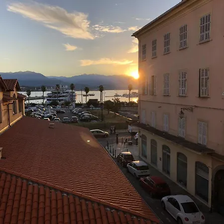 Appartement Ville * Ajaccio (Corsica)