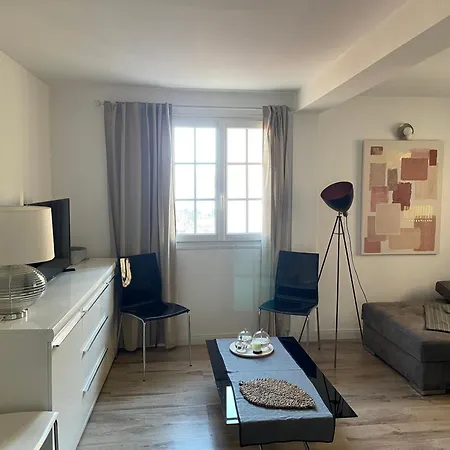 Appartement Ville Apartment *
